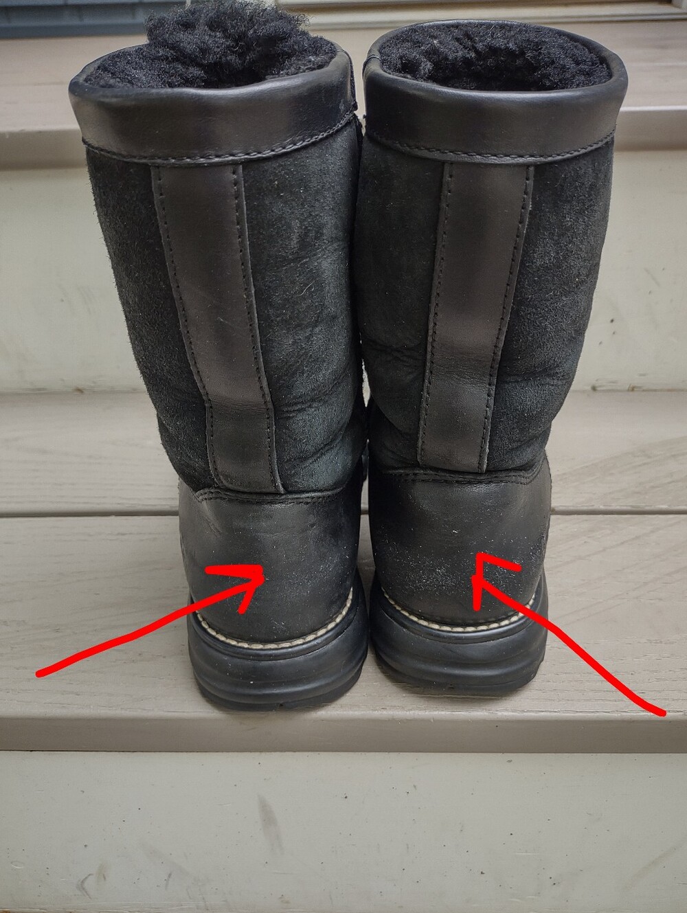 UGG Shearling Boot(7)*** - Picture 4 of 7